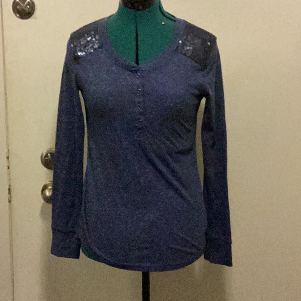 Route 66 Jr long sleeved t-Shirt with shoulder accents Heathered Blue.XS